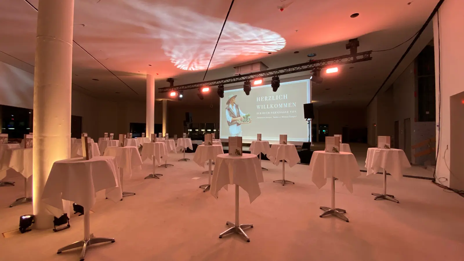 Eventhalle Stehapéro